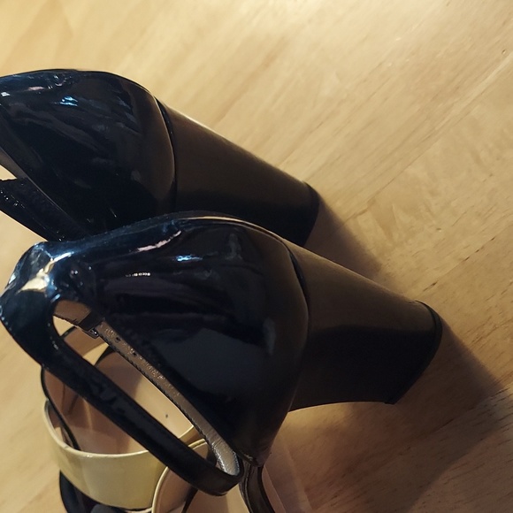 Kate Spade patent leather ankle wrap open toe pumps 7B - Picture 3 of 6